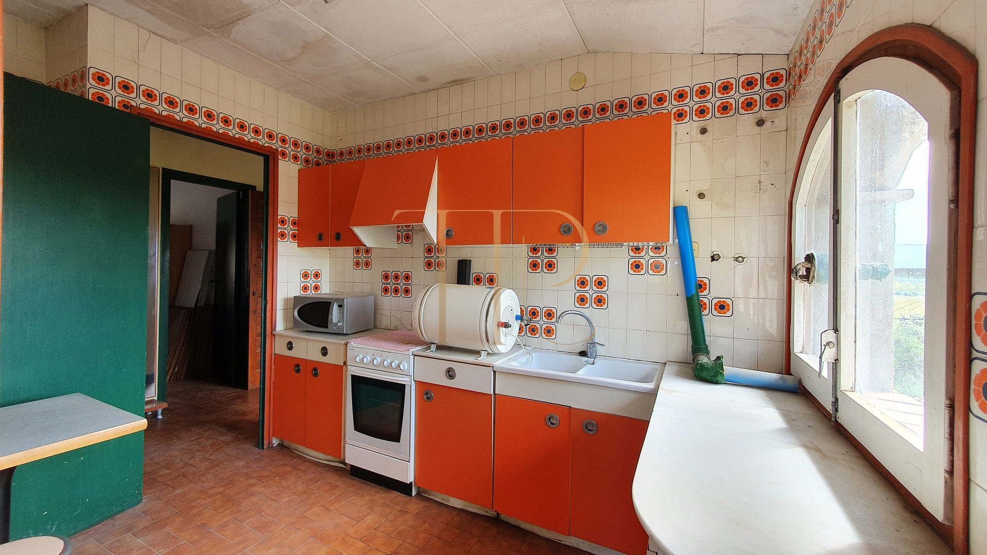 Sold: historic vineyard estate in the Penedès