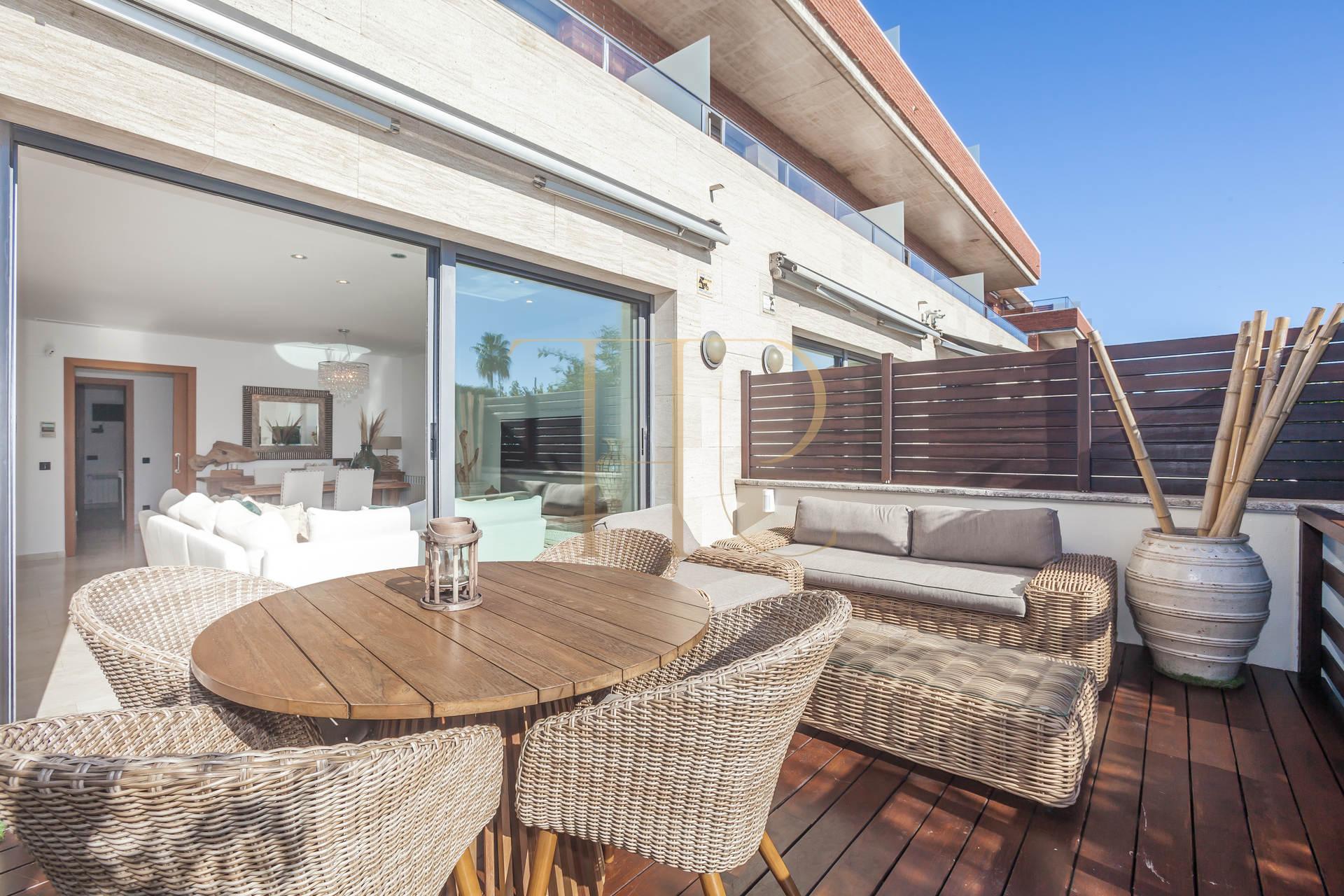 Sold: seafront townhouse in Castelldefels