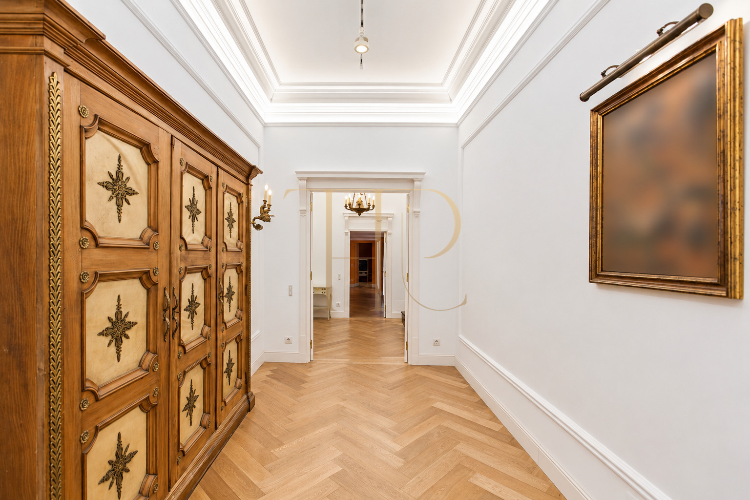 Refurbished apartment with large terrace in Dreta de l’Eixample