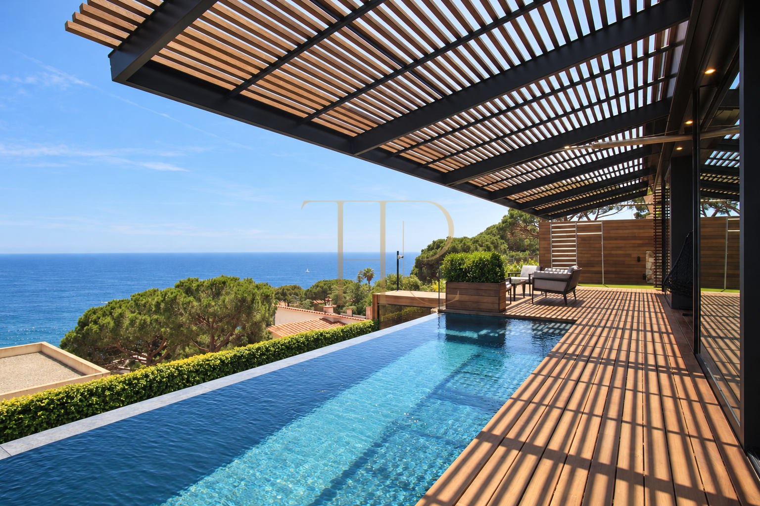 Villa for sale in Lloret de Mar with views of Cala Canyelles