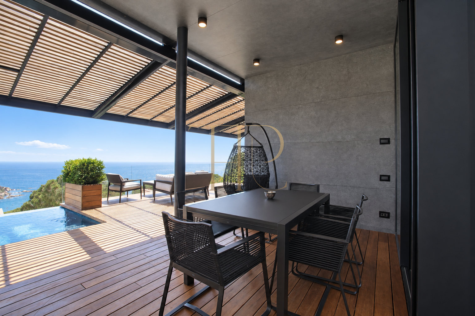 Villa for sale in Lloret de Mar with views of Cala Canyelles