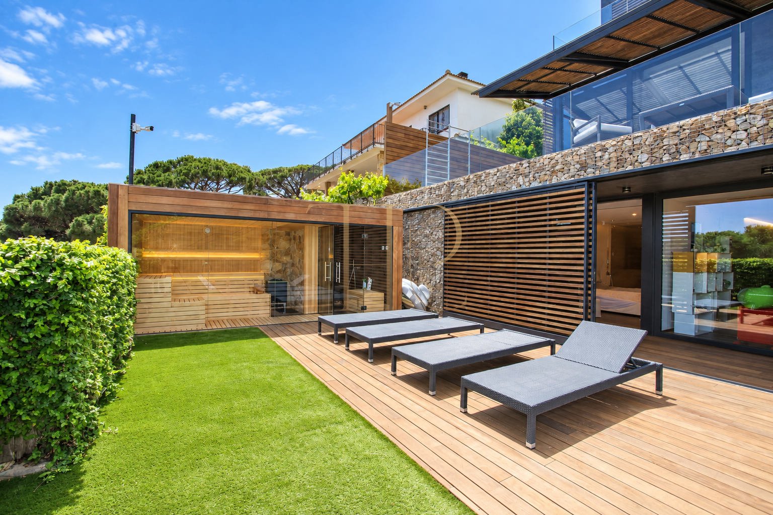 Villa for sale in Lloret de Mar with views of Cala Canyelles