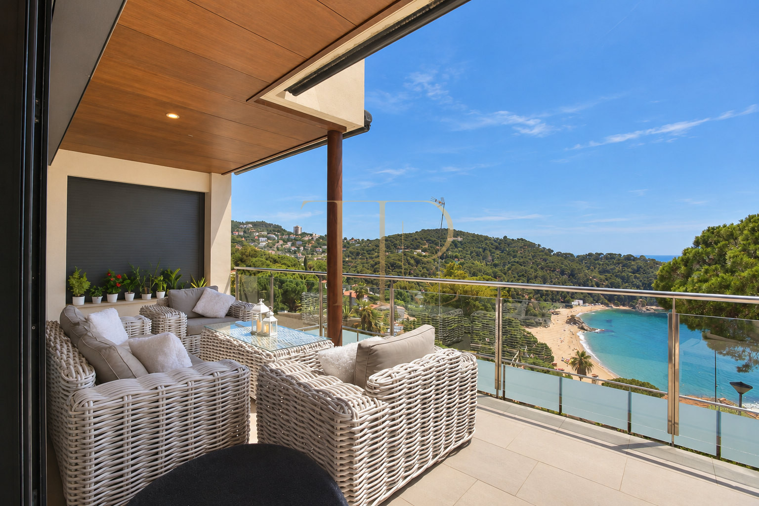 Sea-view villa in Cala Canyelles, Lloret de Mar