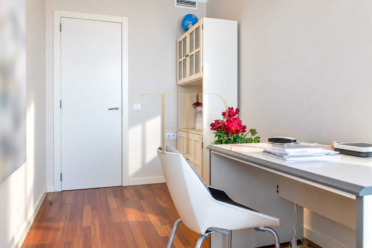 Sea-view apartment in Diagonal Mar — sold