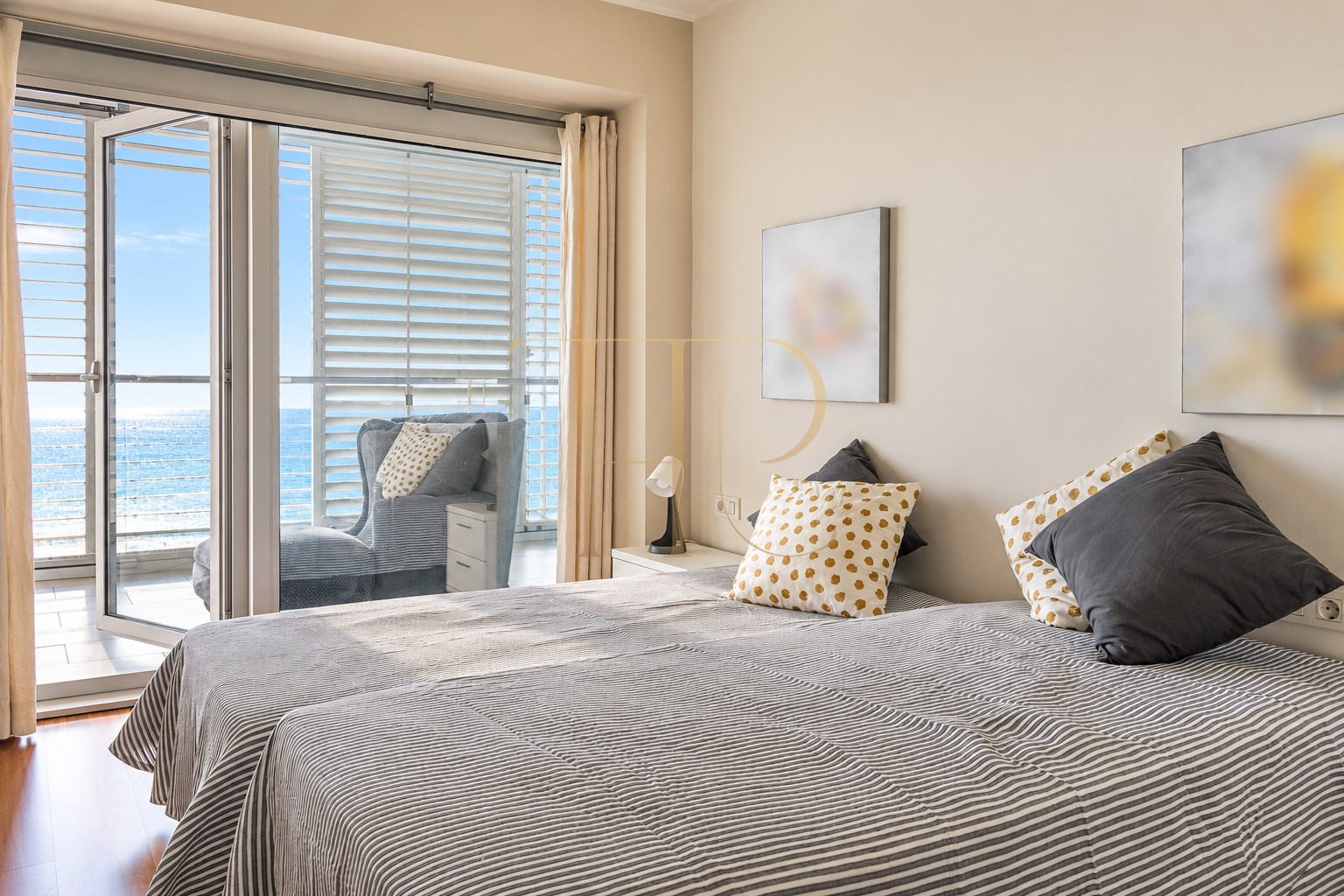 Sea-view apartment in Diagonal Mar — sold