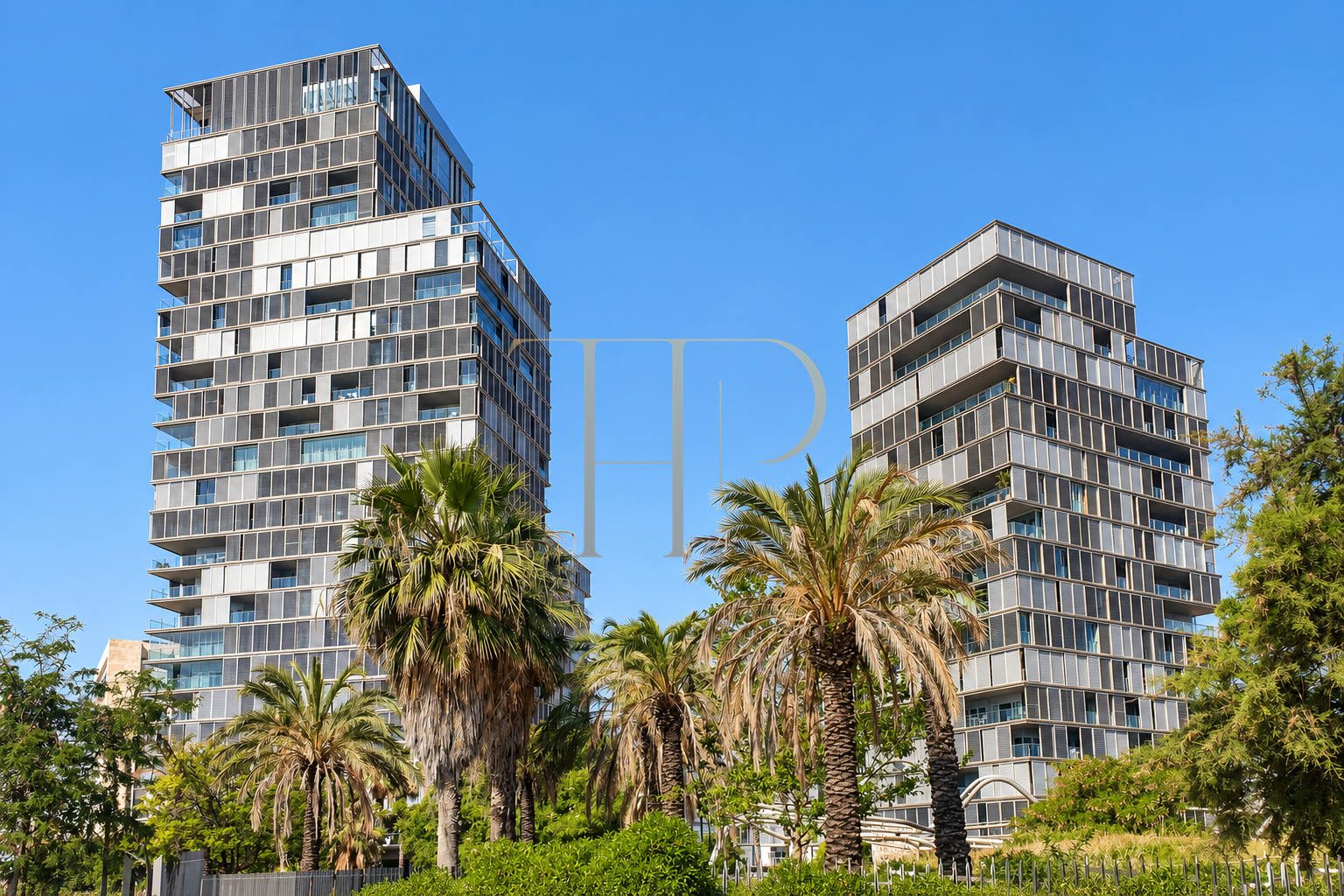 Sea-view apartment in Diagonal Mar — sold