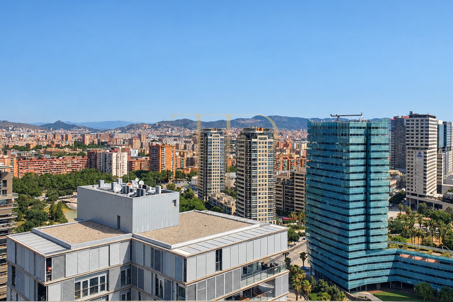 Sea-view apartment in Diagonal Mar — sold