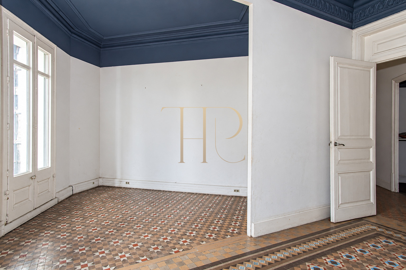 Let: office with eight rooms in Dreta de l’Eixample, Barcelona