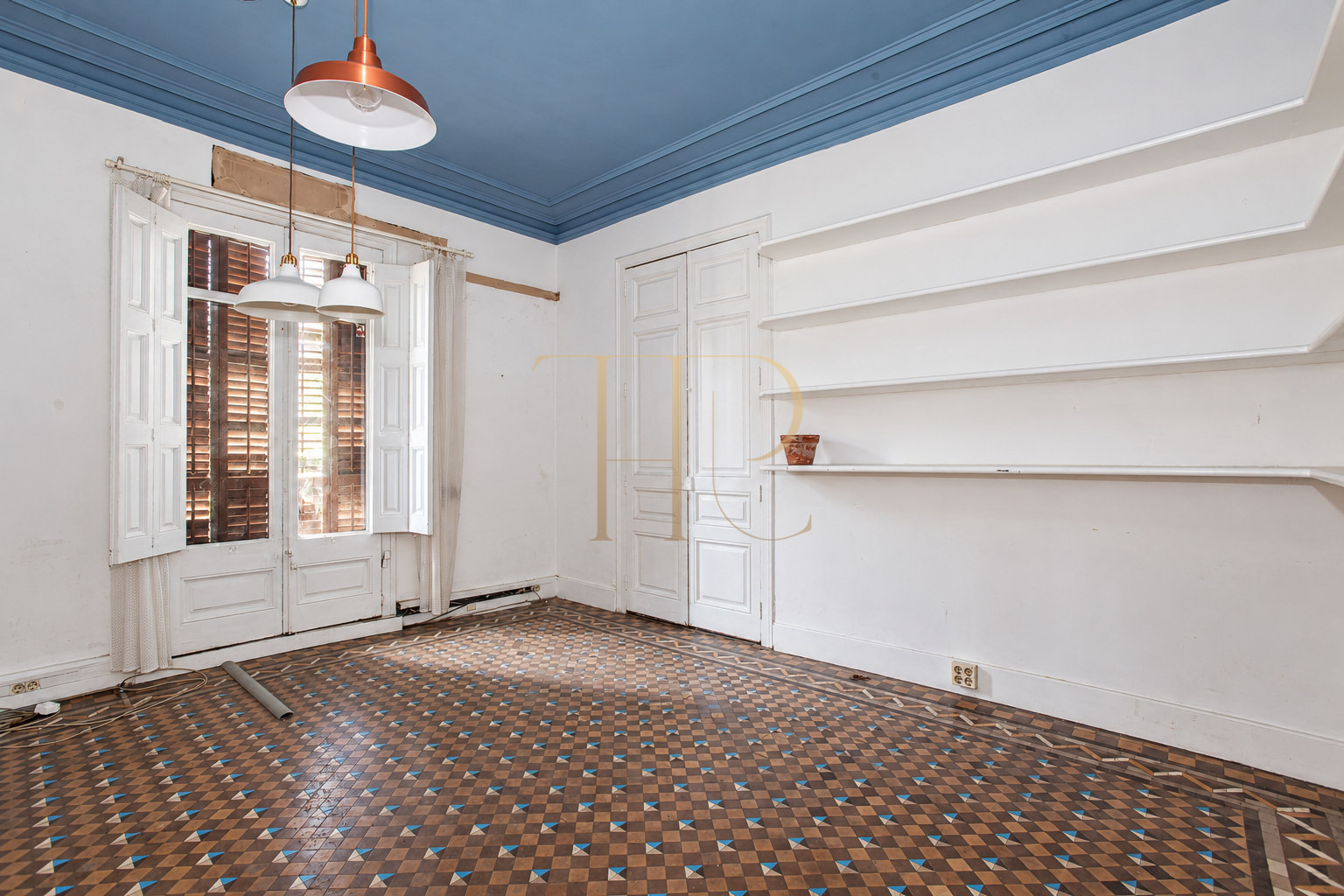 Let: office with eight rooms in Dreta de l’Eixample, Barcelona
