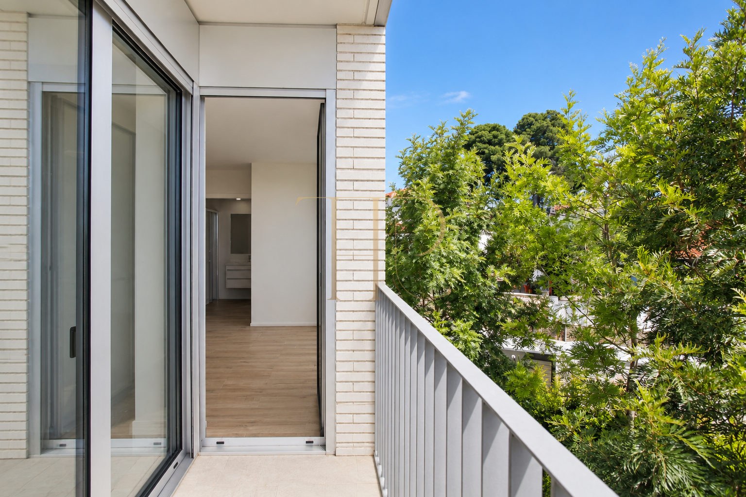 Sold: double apartment with terraces and communal pool in Alella