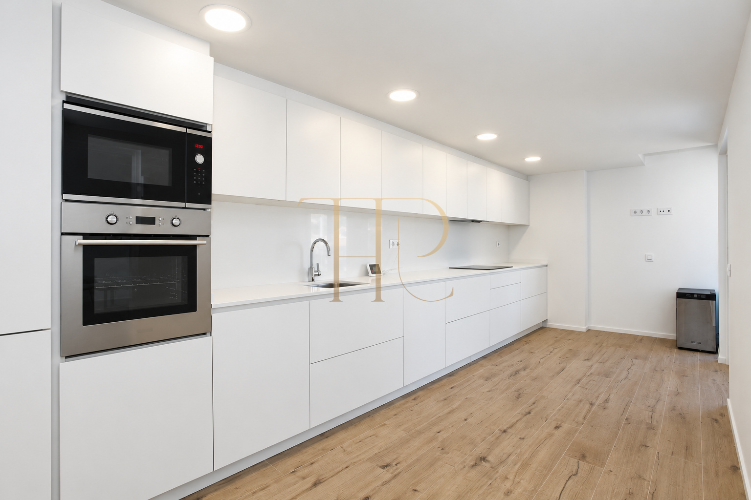 Sold: double apartment with terraces and communal pool in Alella