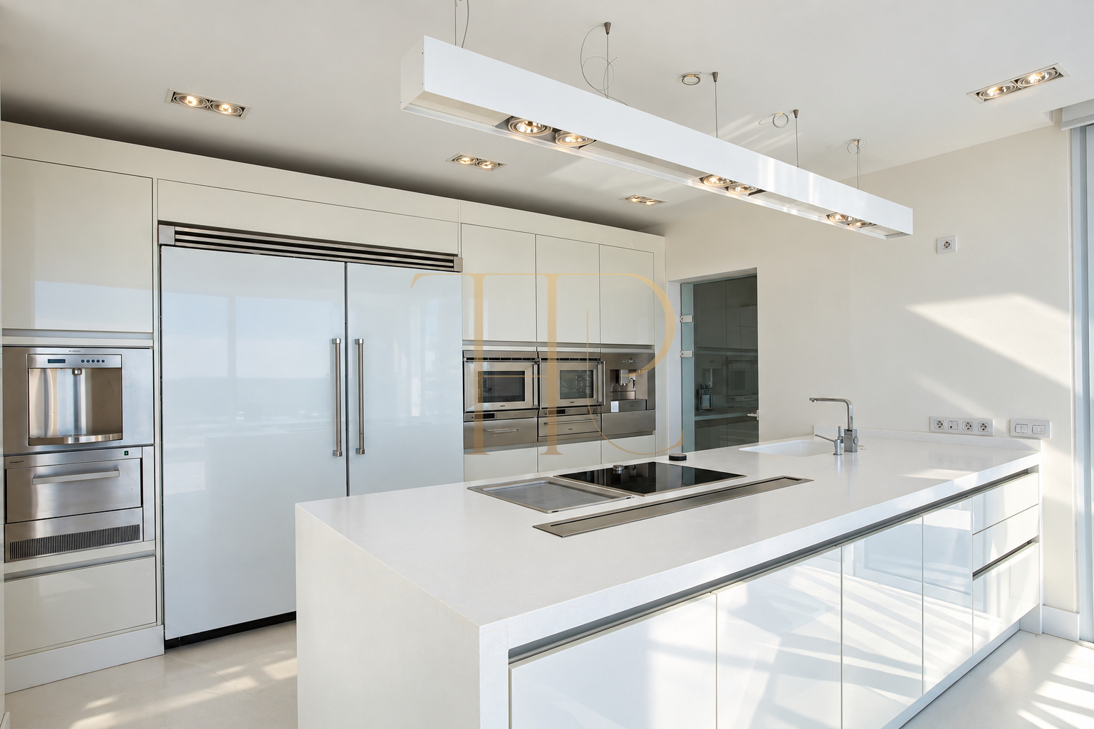 Villa for sale in Sitges with sea views and two pools