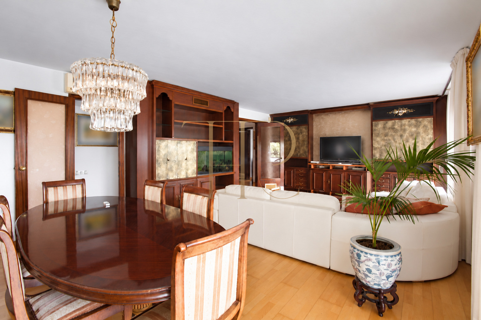 Penthouse with terrace and private pool in Gavà Mar — sold