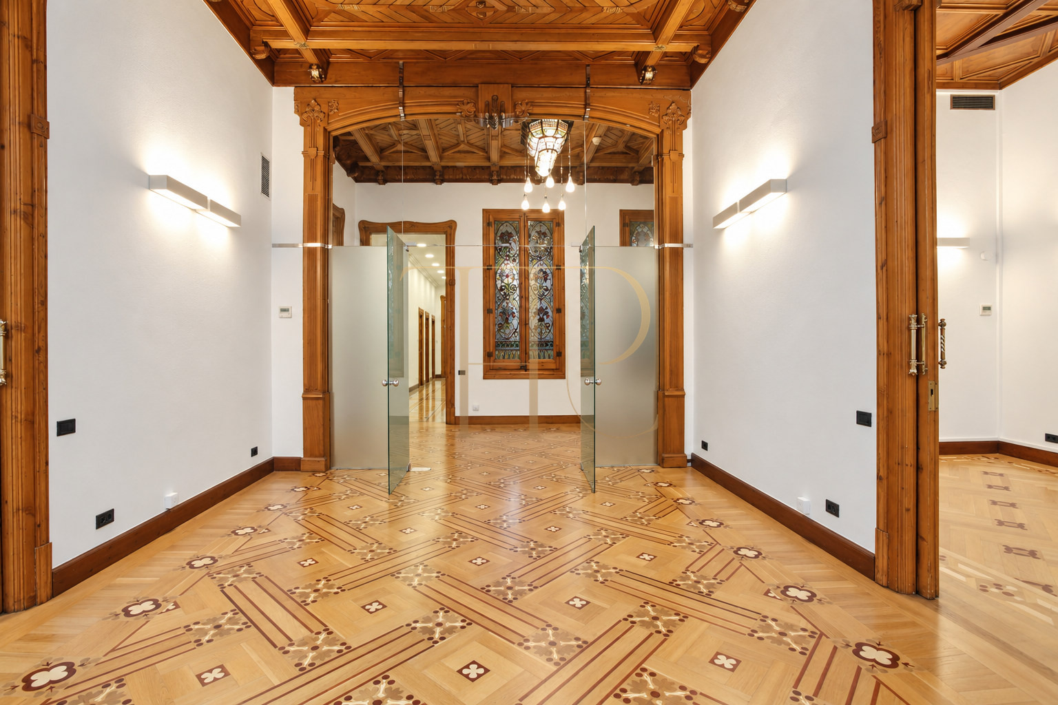 Modernist office with terrace in Eixample — rented
