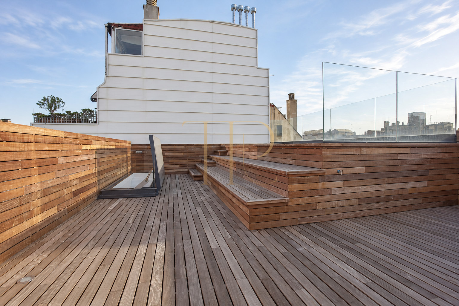 Penthouse with private pool in Sant Gervasi · Sold