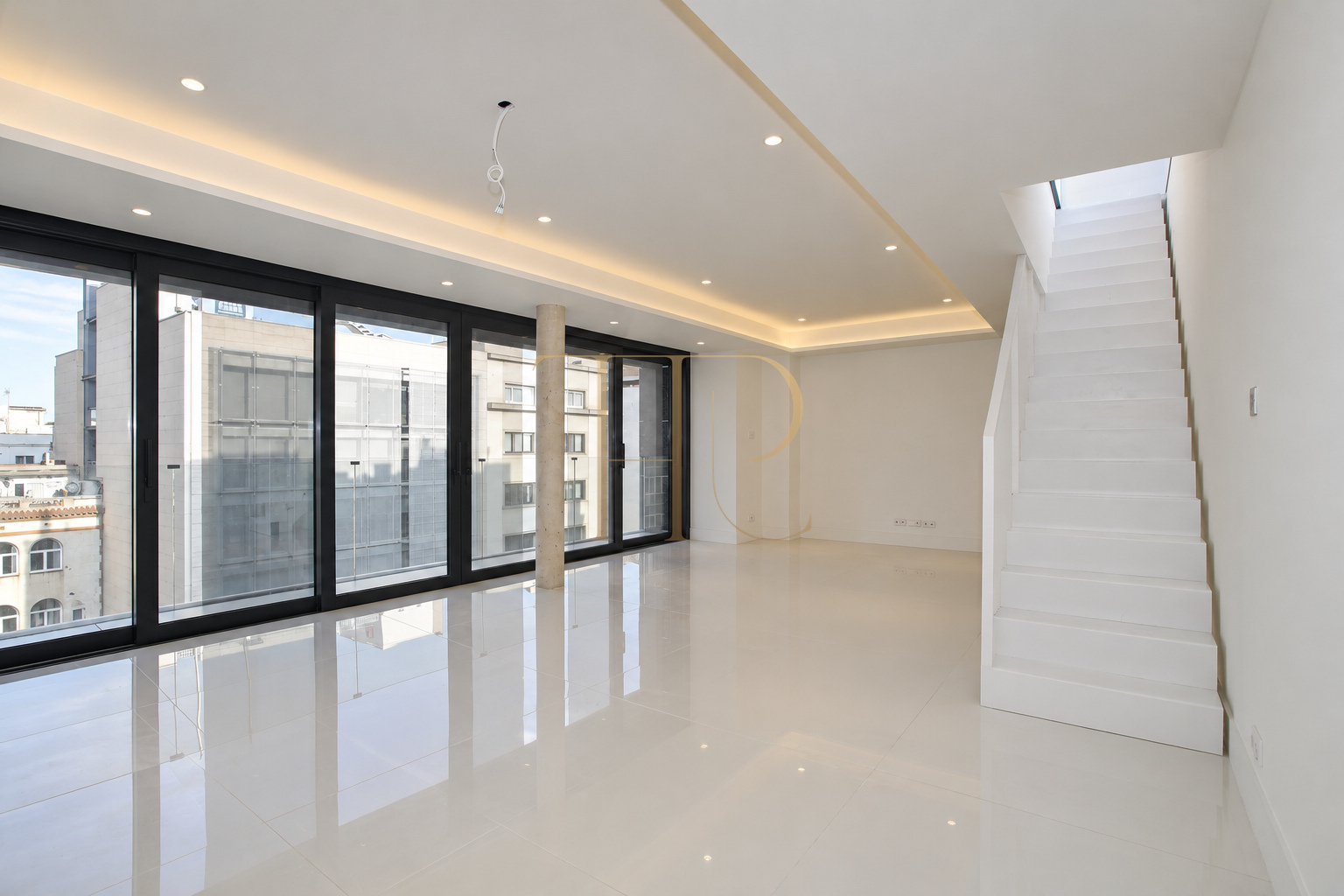 Penthouse with private pool in Sant Gervasi · Sold