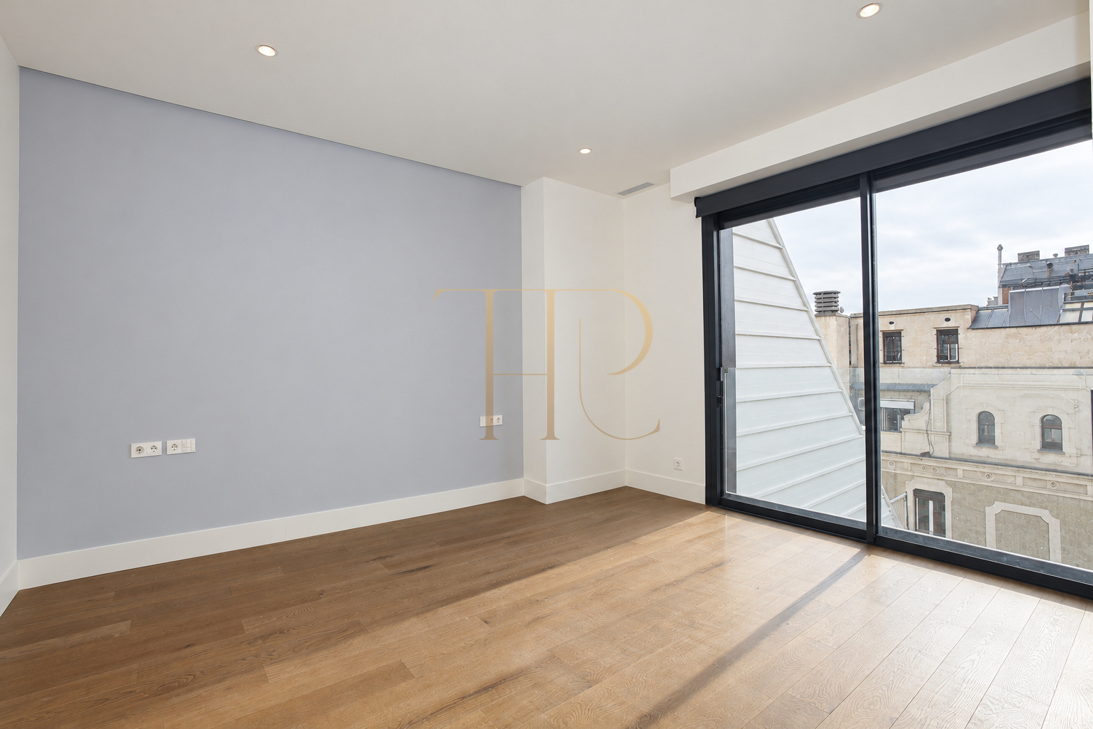 Penthouse with private pool in Sant Gervasi · Sold