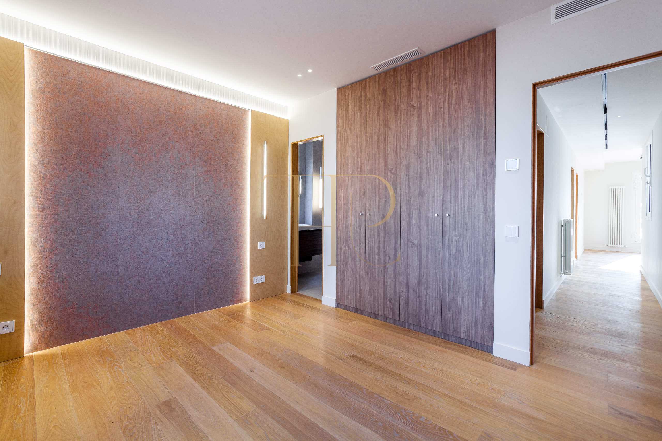 Sold penthouse with two terraces in Les Corts, Barcelona
