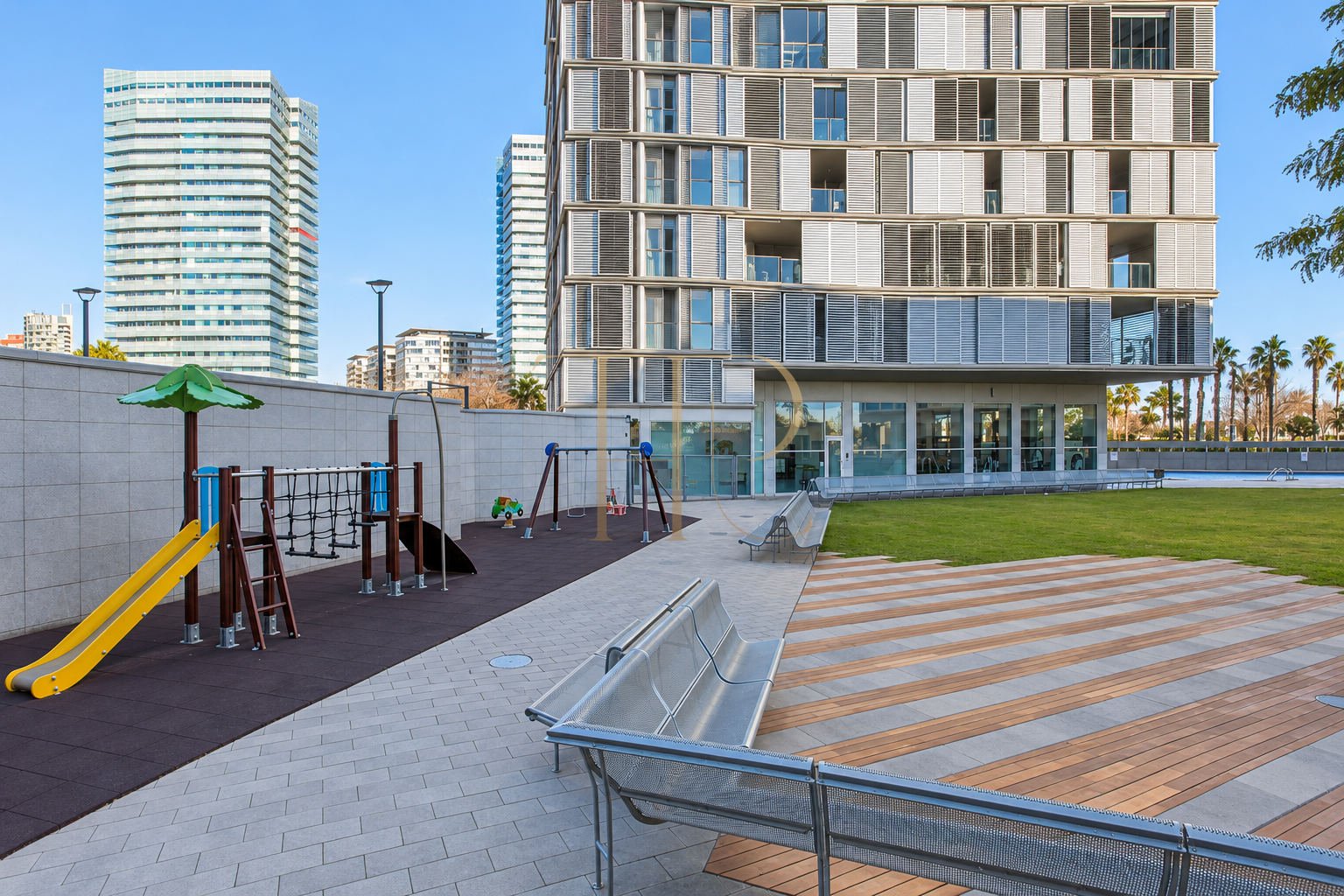 Apartment with large terrace in Diagonal Mar · Sold
