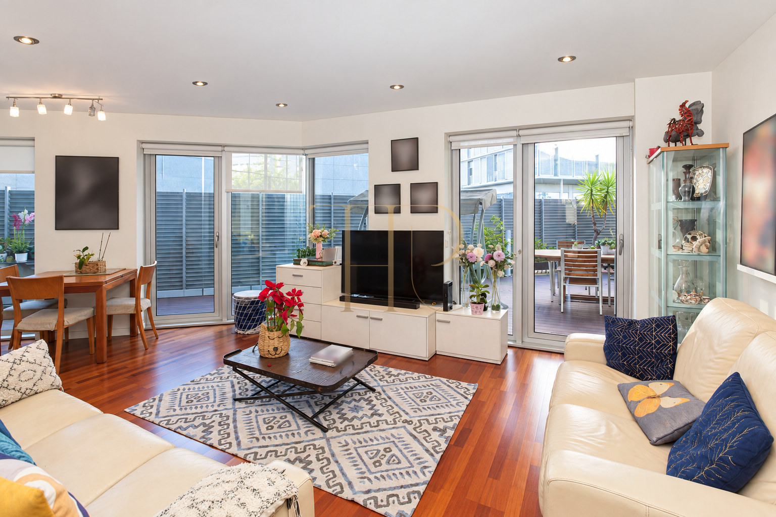 Apartment with large terrace in Diagonal Mar · Sold