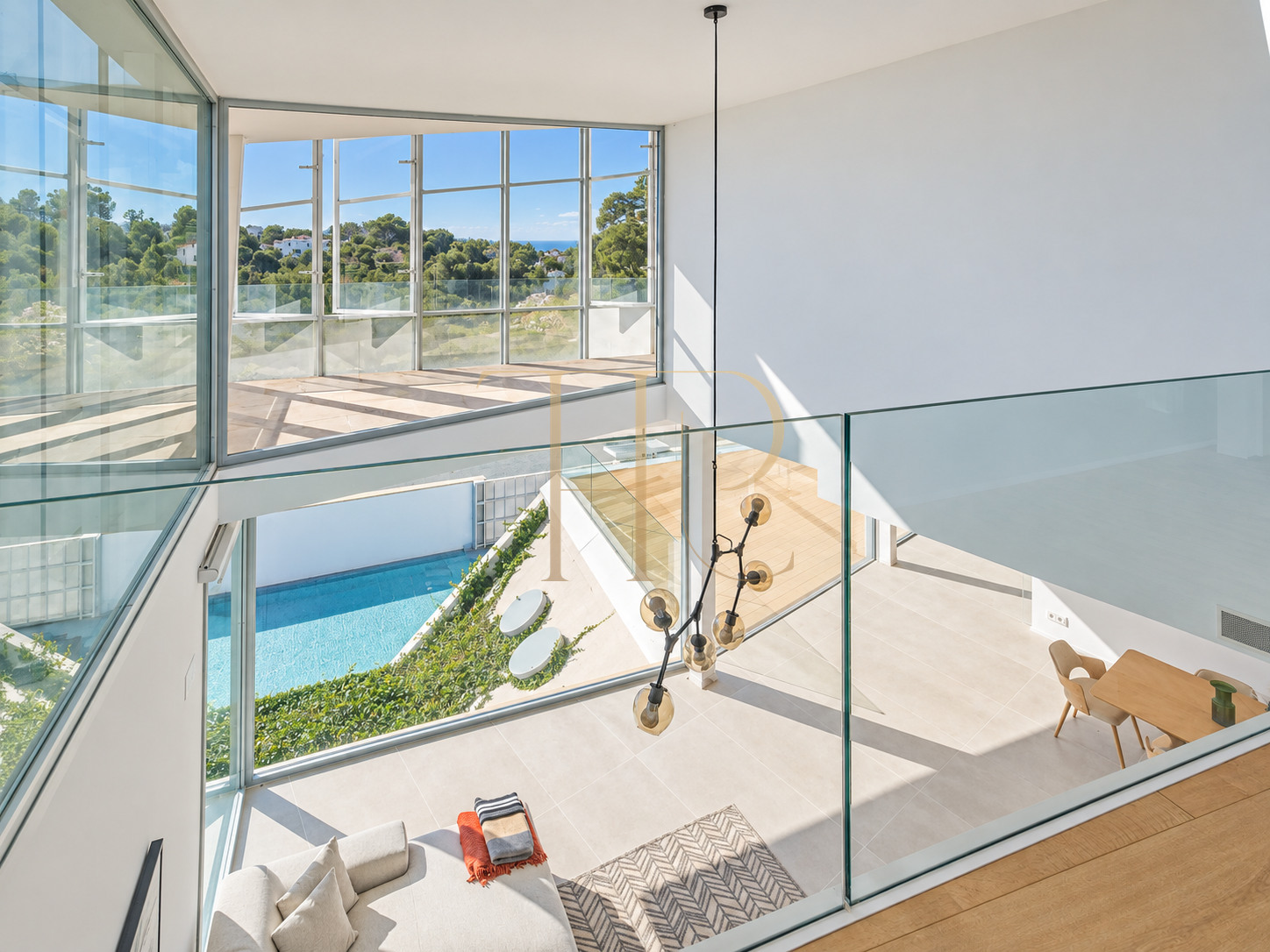 Sea-view villa in Can Girona with pool and lift