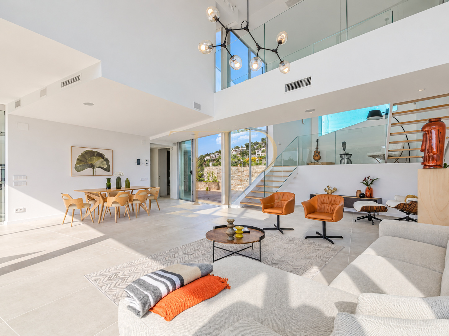 Sea-view villa in Can Girona with pool and lift