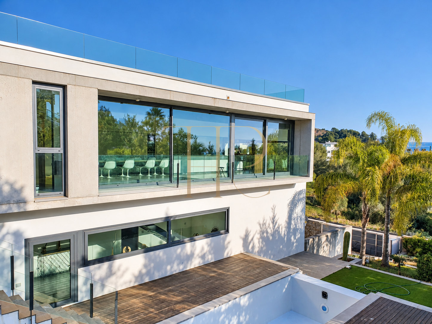 Sea-view villa with guest house in Can Girona, Sitges