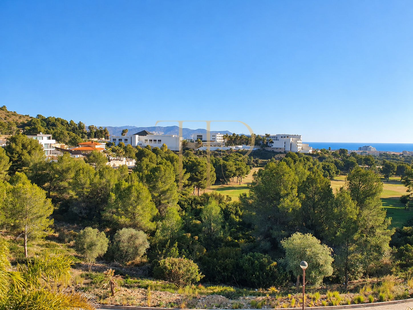 Sea-view villa with guest house in Can Girona, Sitges