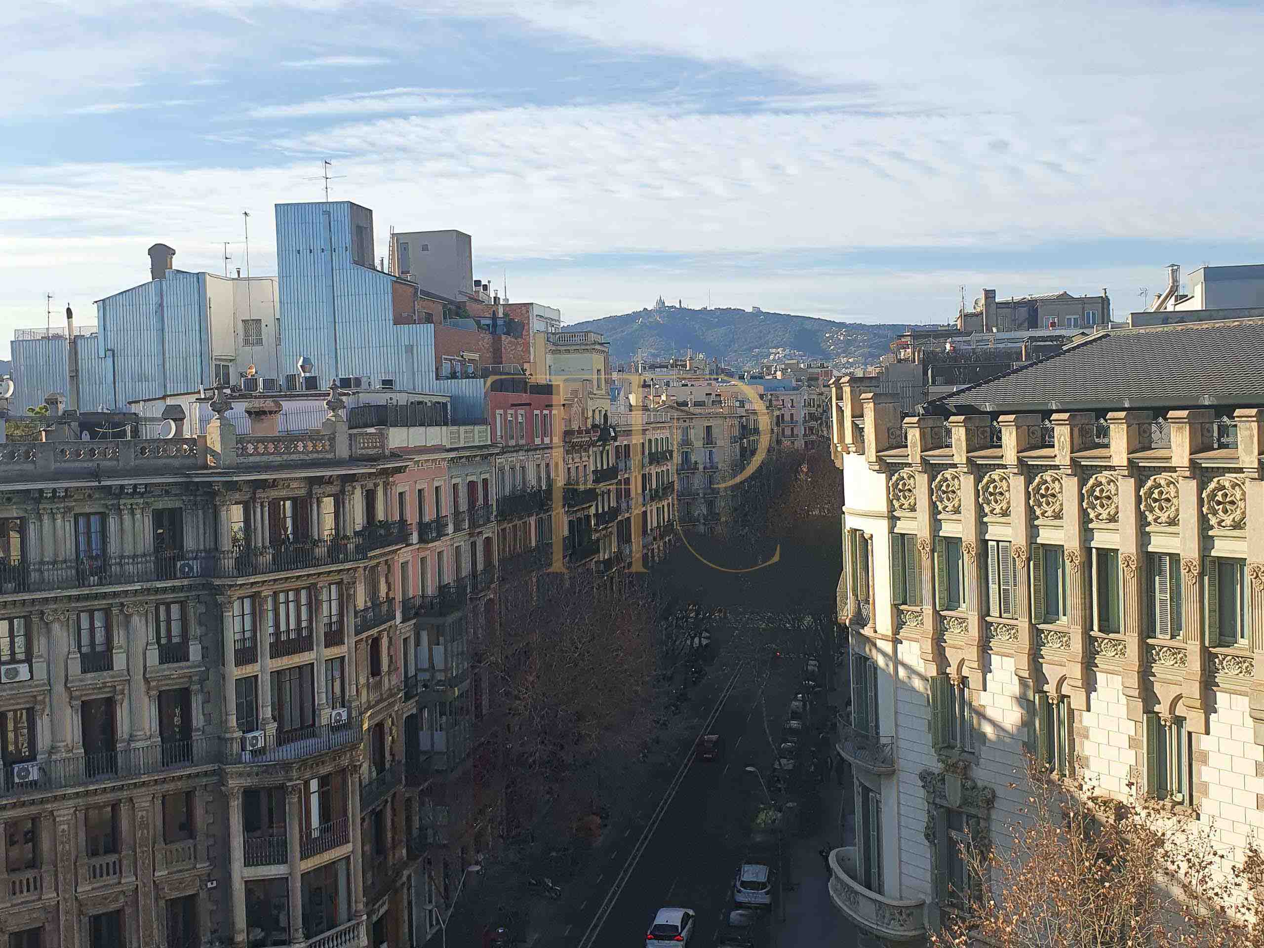 Duplex penthouse in Casa Burés, Barcelona · Sold