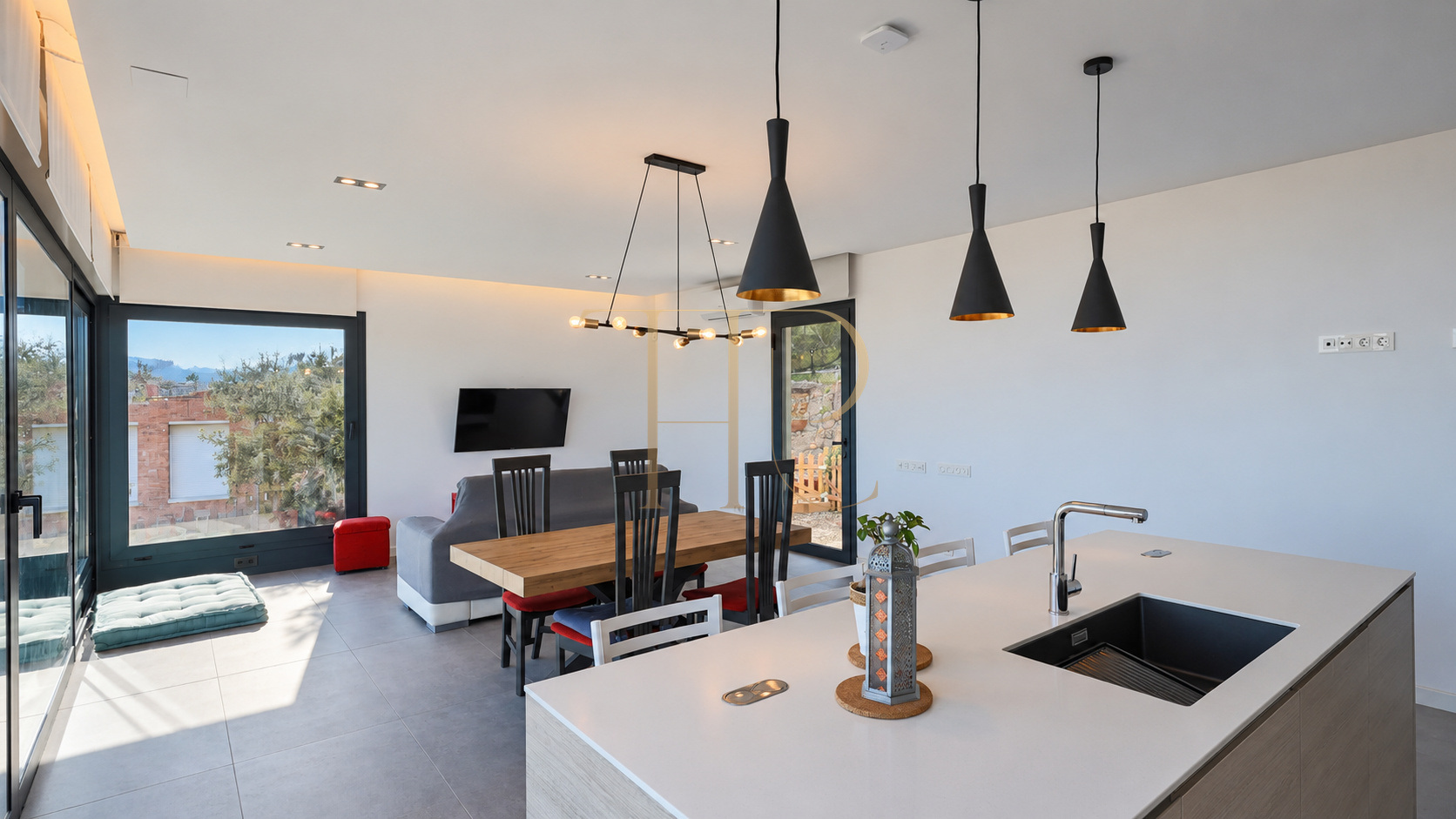 Contemporary house with sea views and pool in Alella — sold
