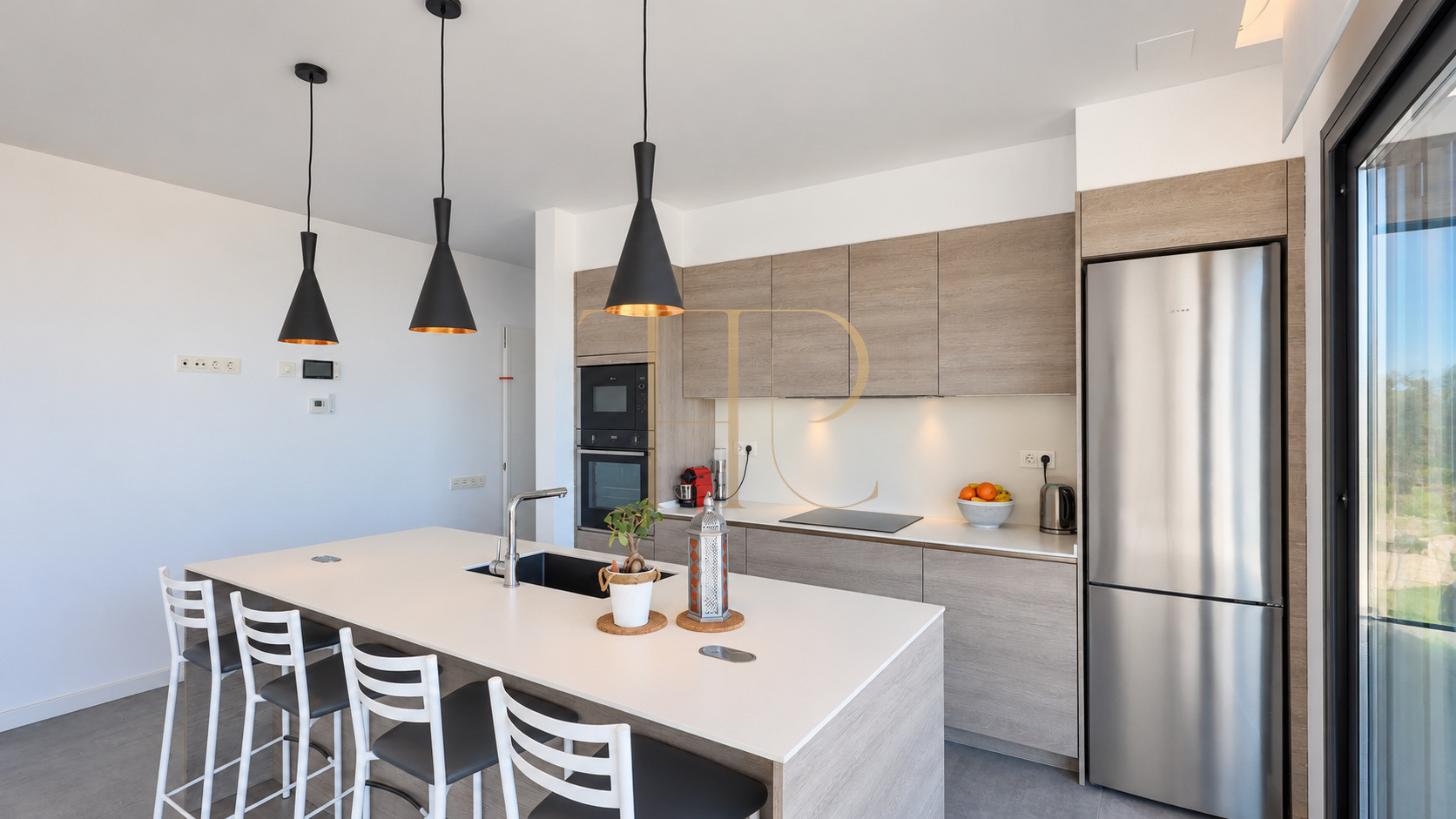 Contemporary house with sea views and pool in Alella — sold