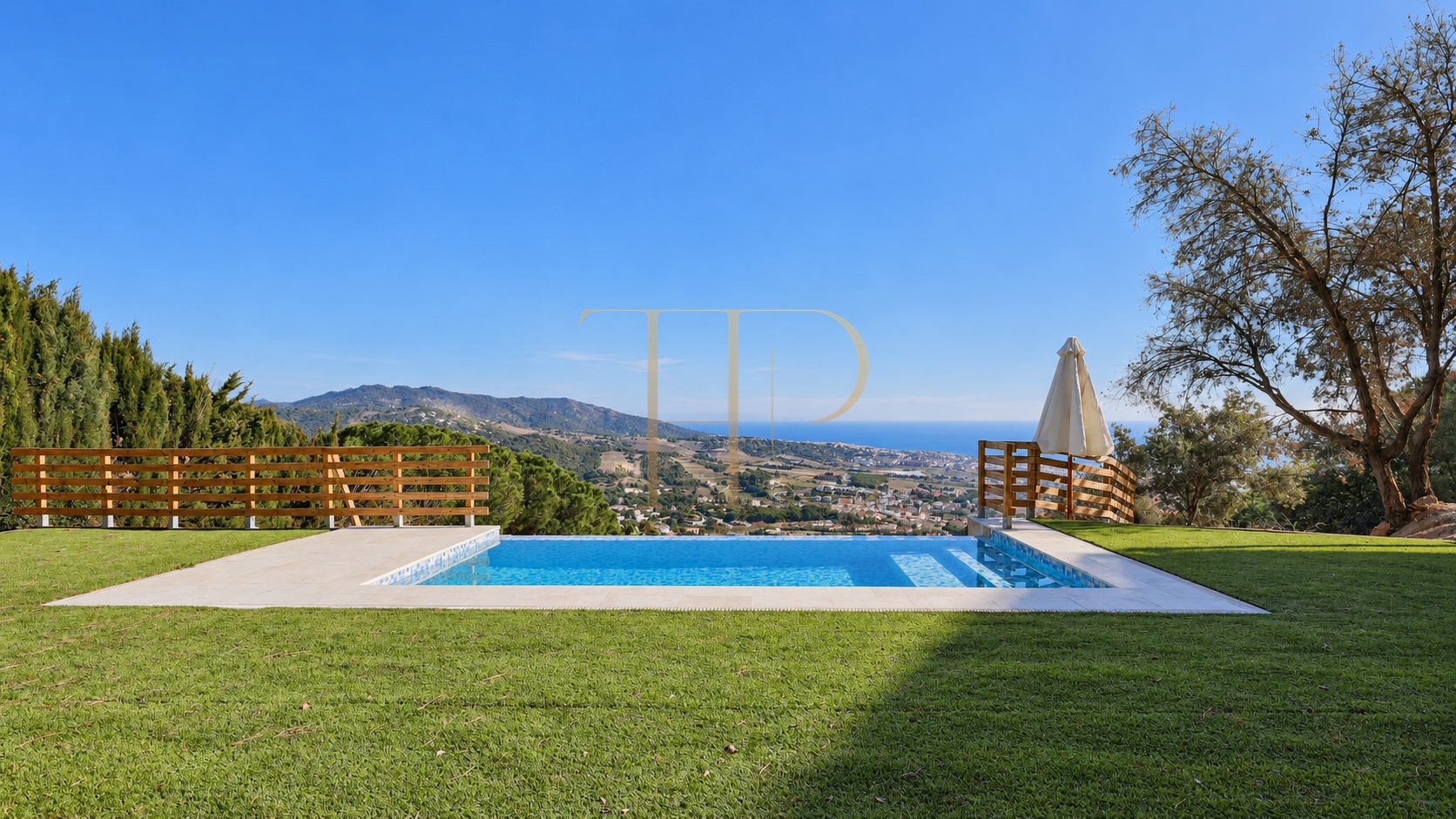 Contemporary house with sea views and pool in Alella — sold