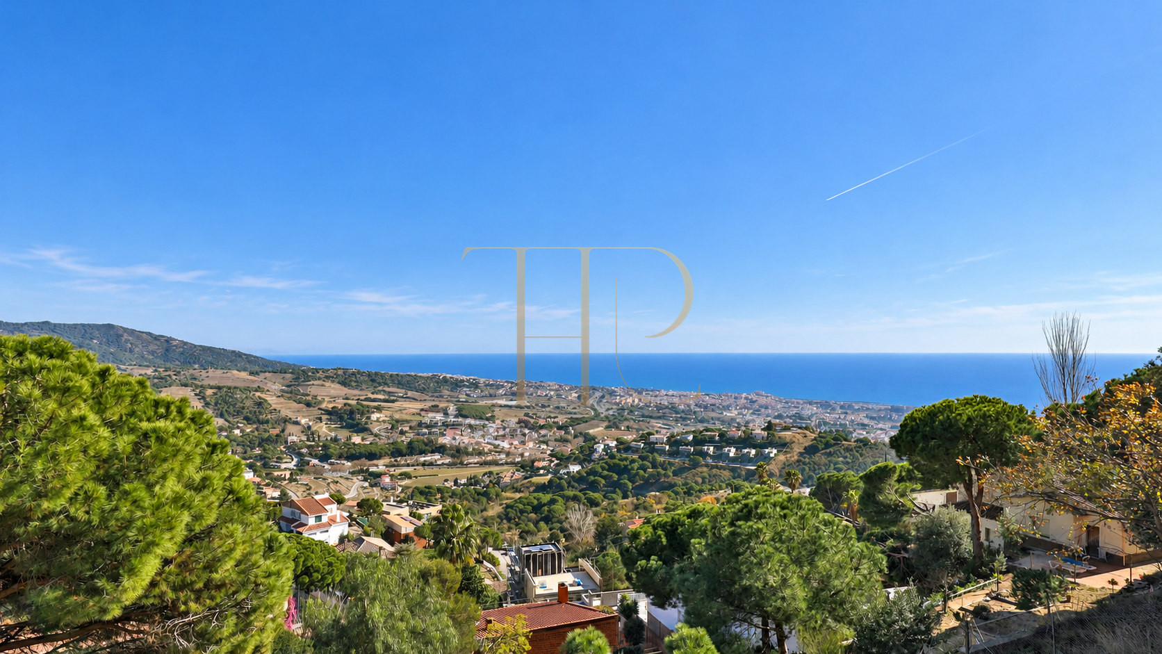 Contemporary house with sea views and pool in Alella — sold