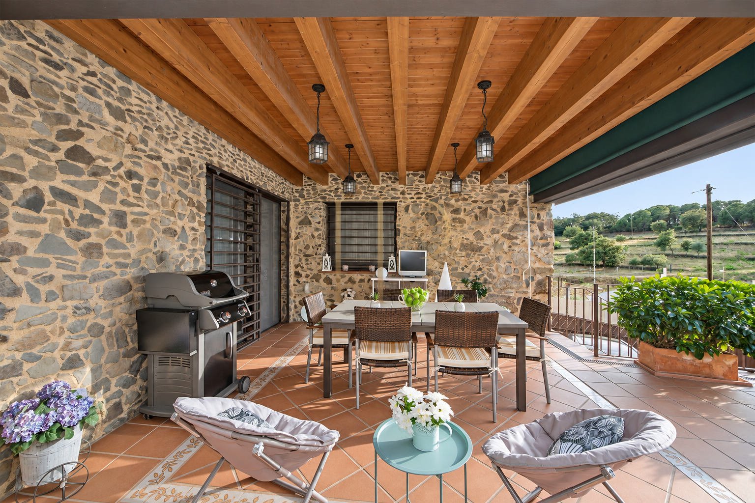 Stone house with garden and terraces in Rabós, Alt Empordà