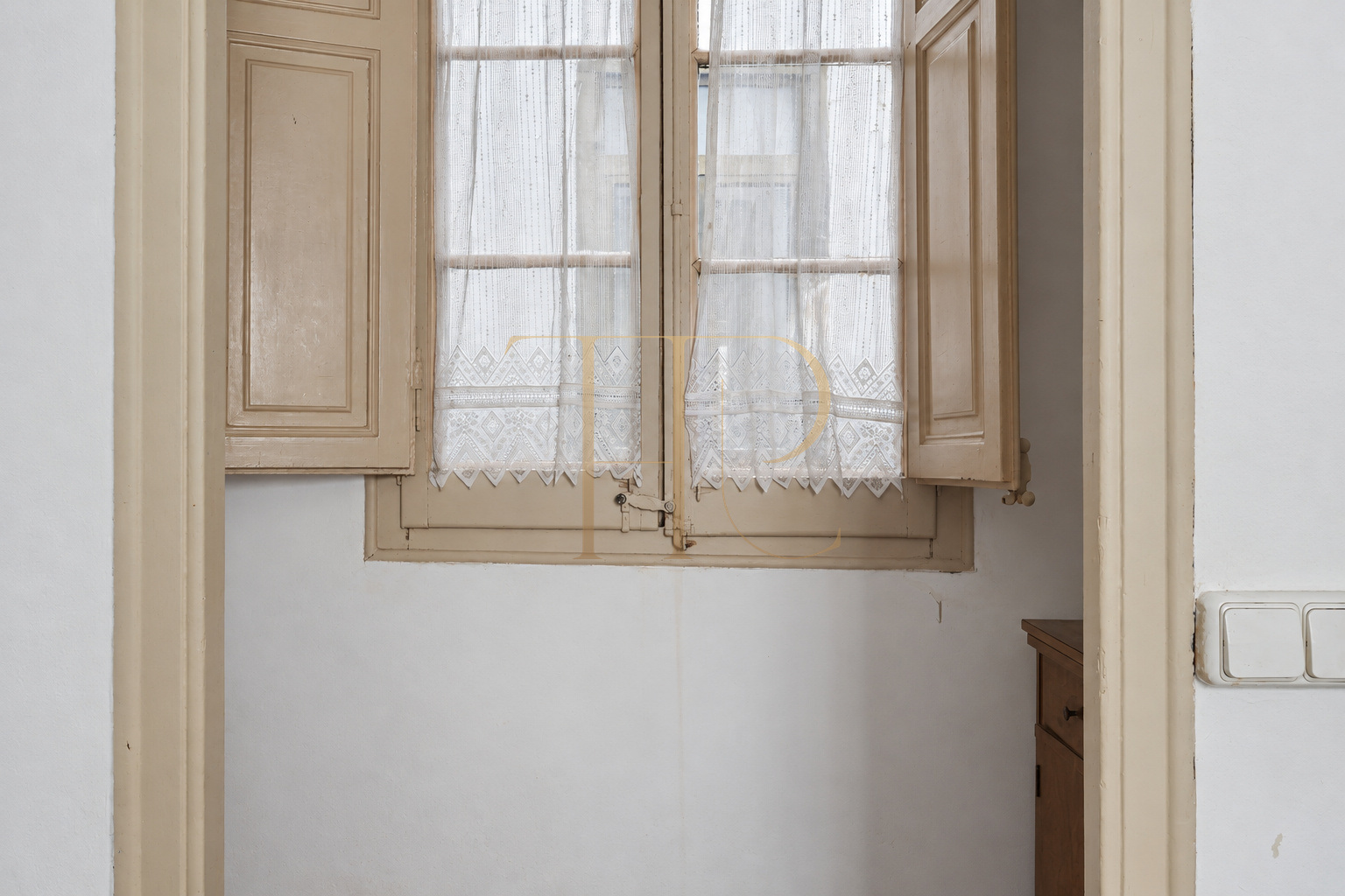 Apartment for sale in Barcelona’s Gothic Quarter with church views