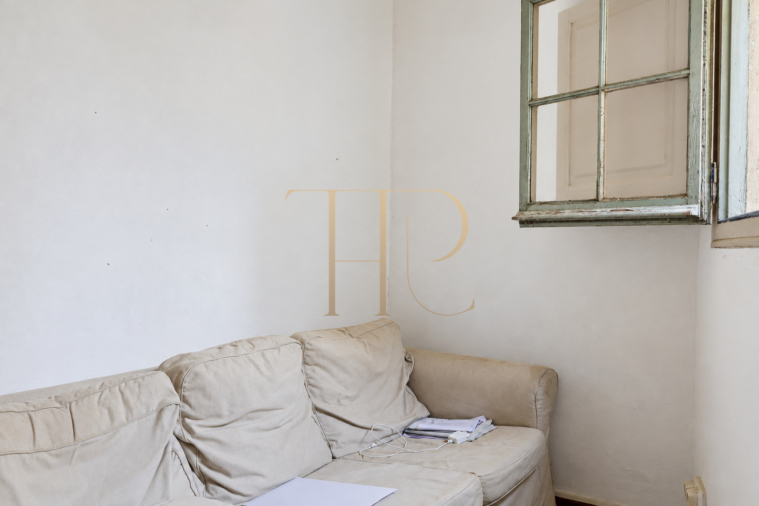 Apartment for sale in Barcelona’s Gothic Quarter with church views