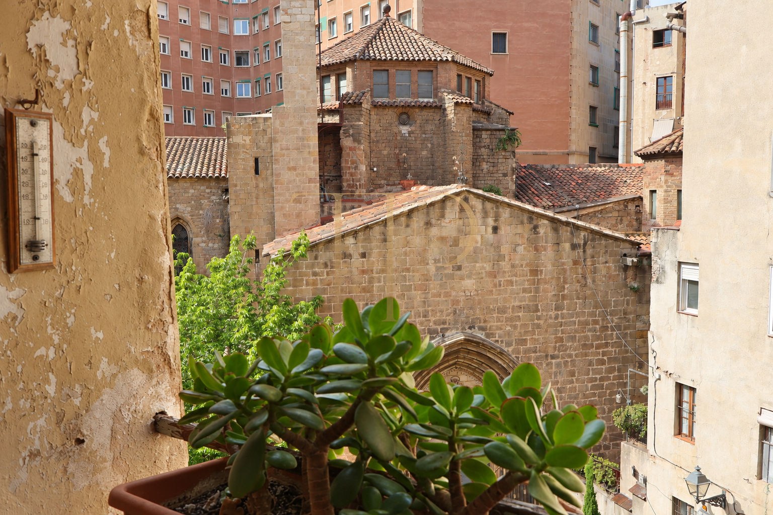 Apartment for sale in Barcelona’s Gothic Quarter with church views