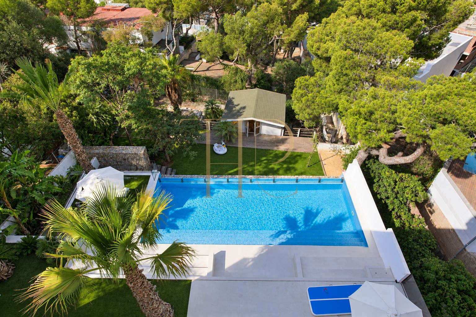 Villa with sea views in Can Vinyes, Castelldefels