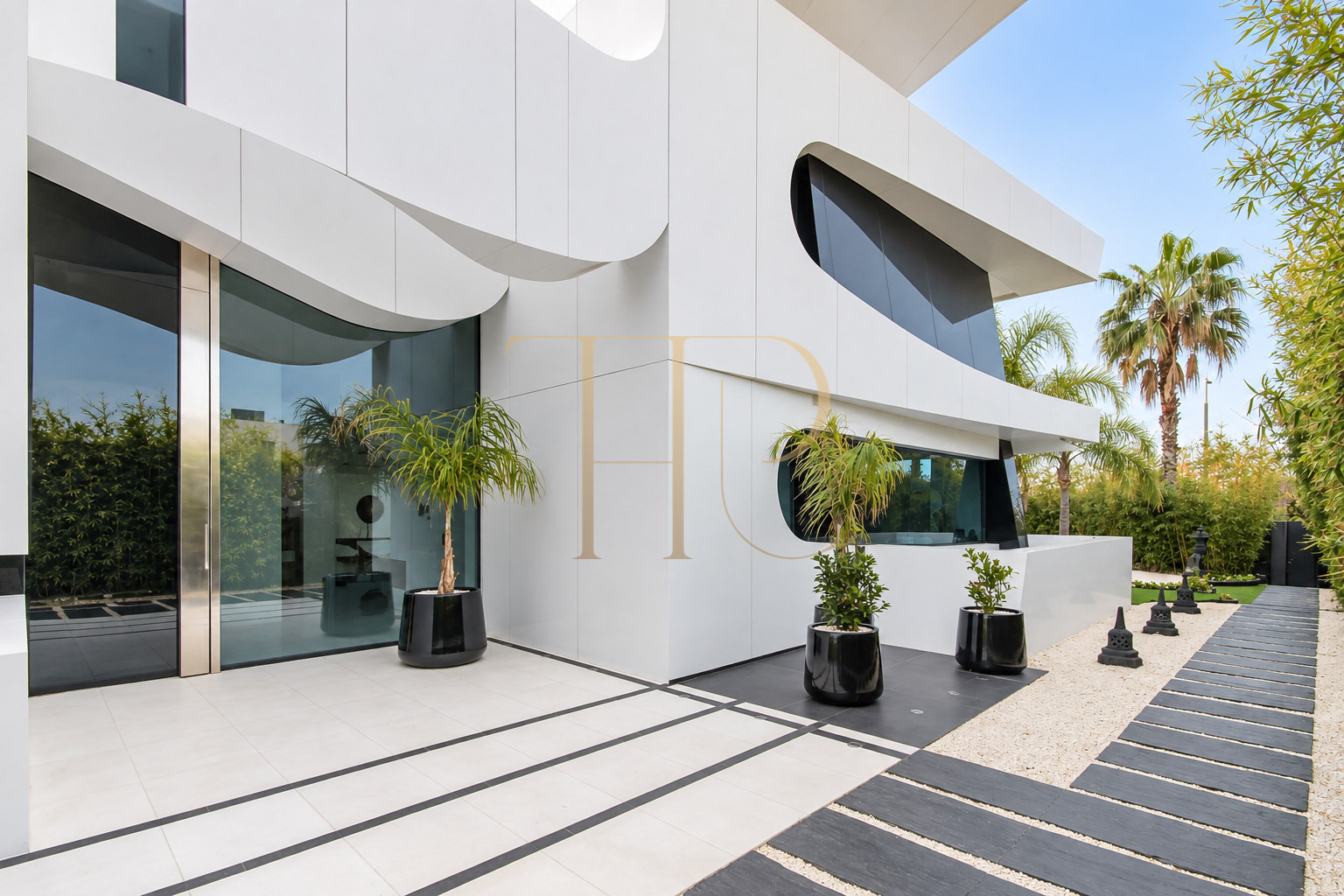 A-Cero beachfront mansion in Gavà Mar