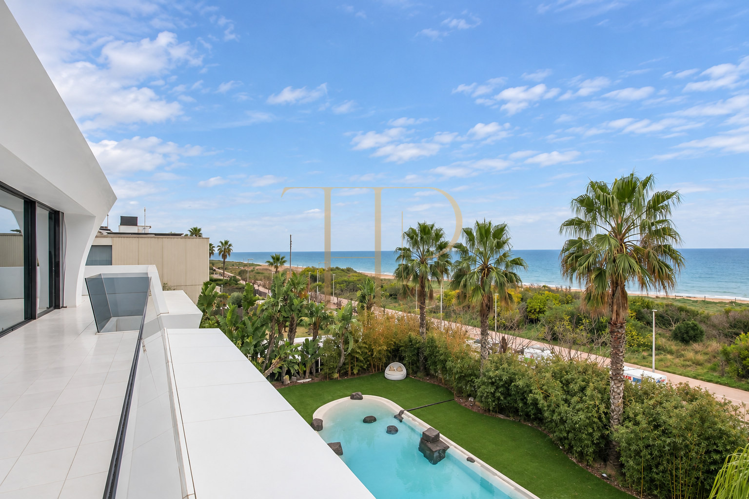 A-Cero beachfront mansion in Gavà Mar