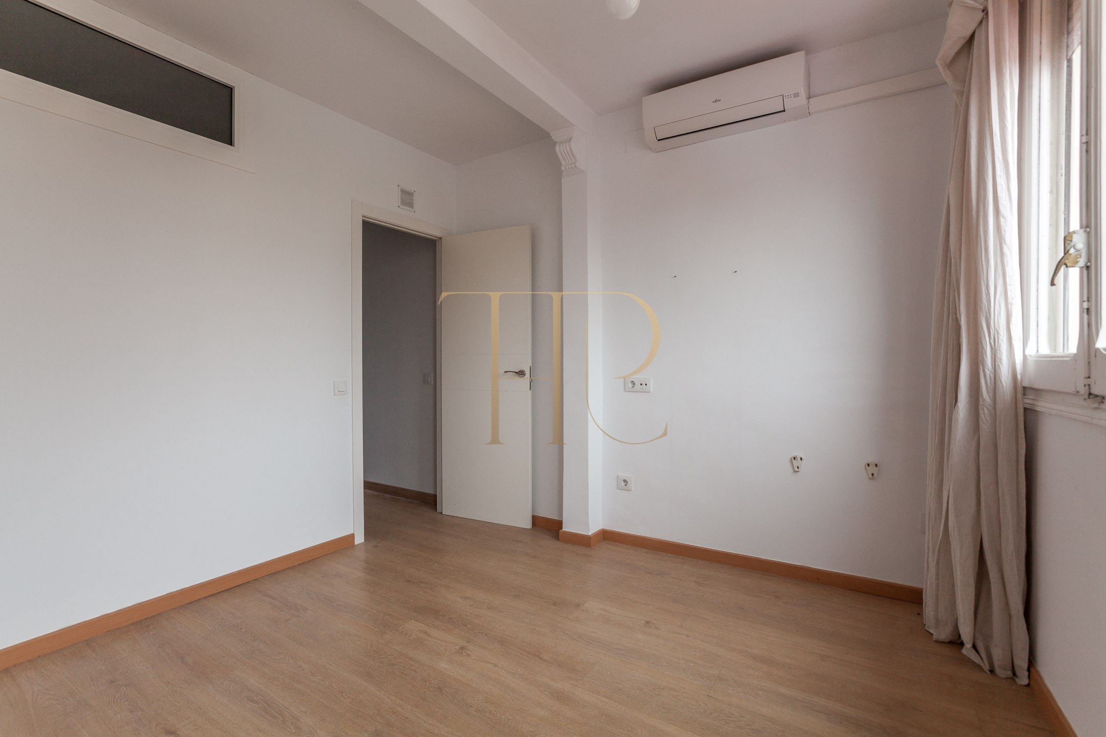 Sold penthouse with terrace in Eixample Esquerra
