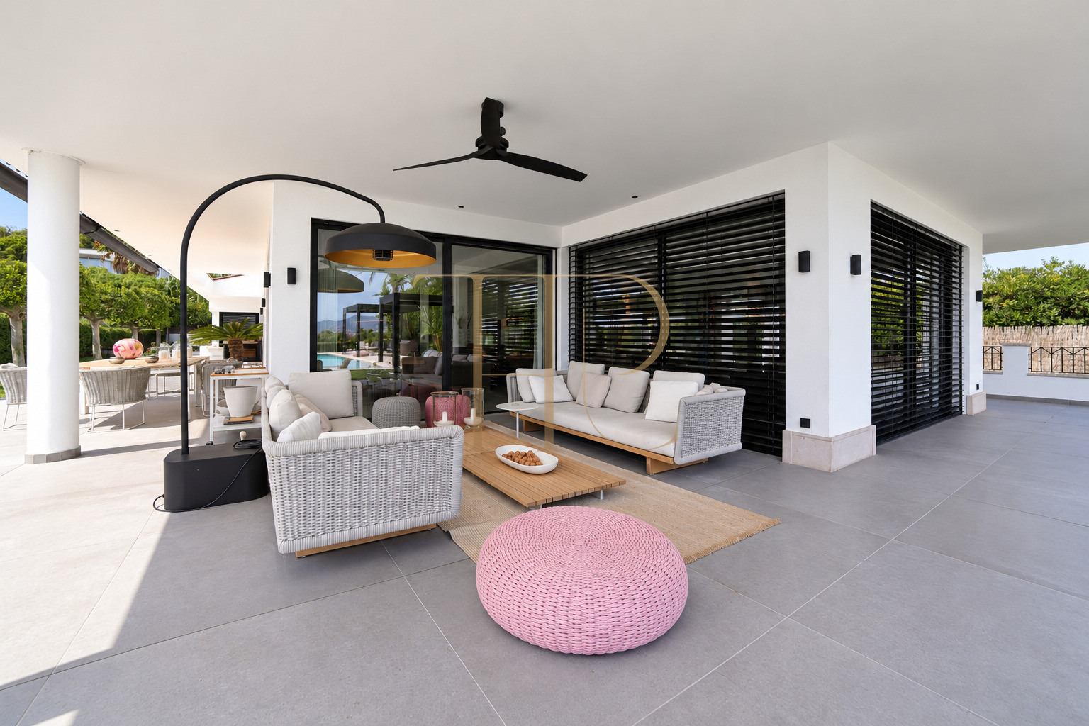 Golf-facing villa with pool in Can Girona, Sitges