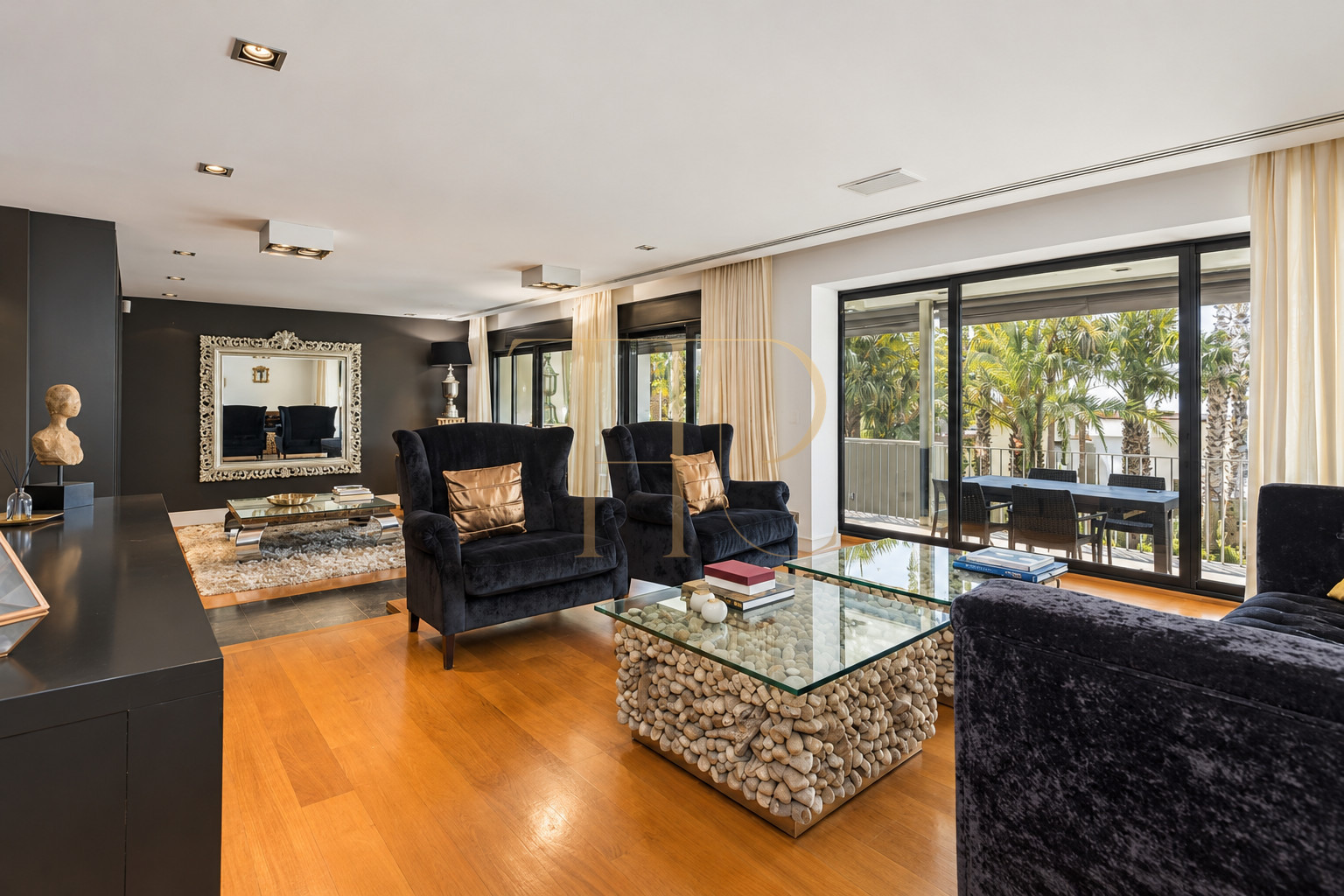 House with garden, pool and spa in Esplugues — rented