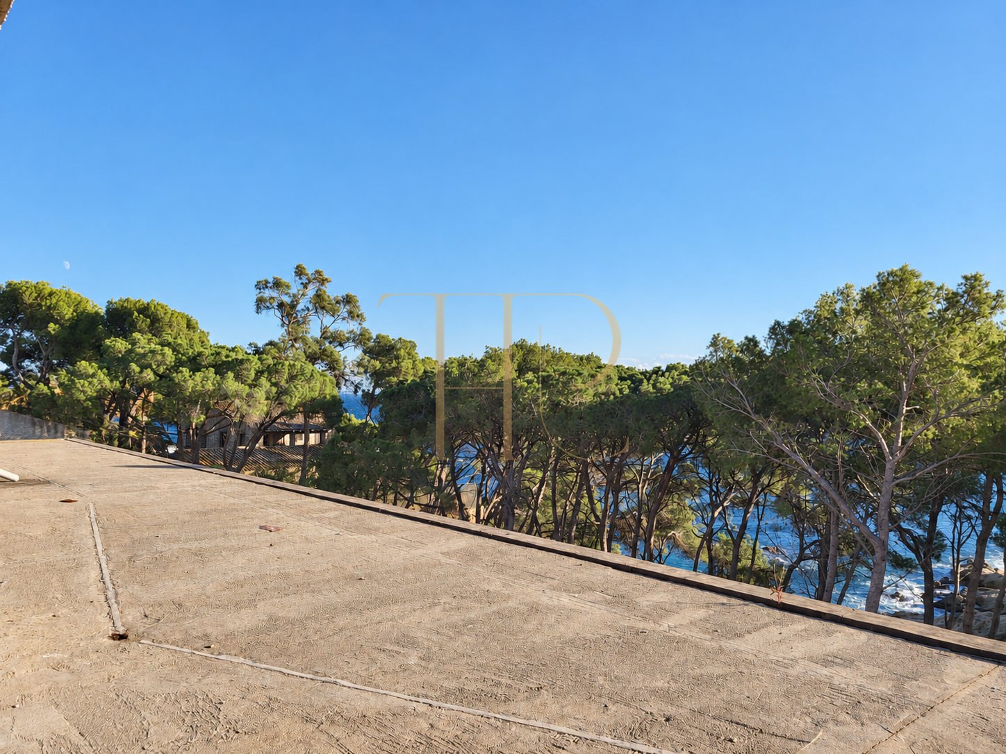 Seafront plot with a villa under construction in Platja d’Aro
