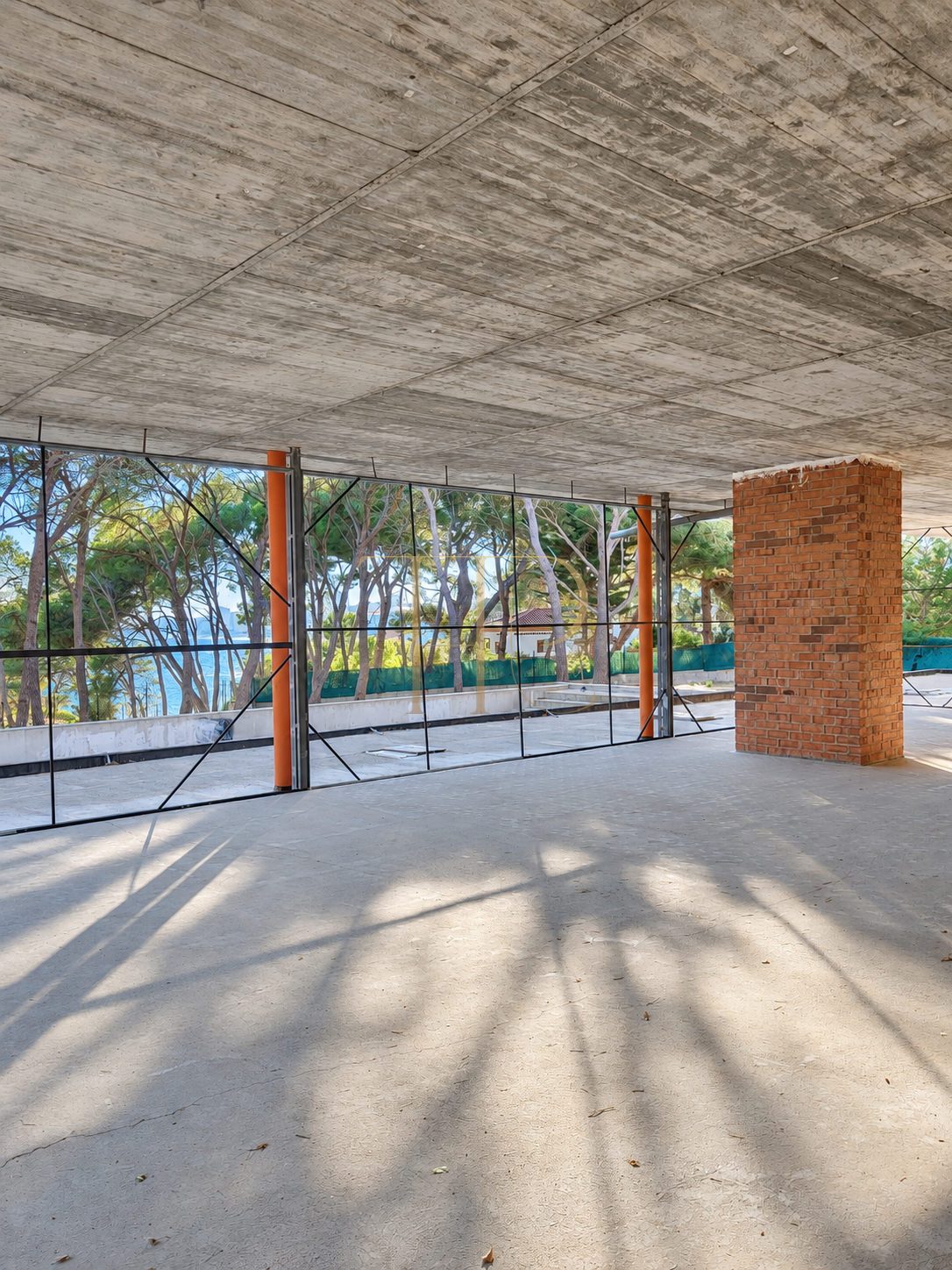 Seafront plot with a villa under construction in Platja d’Aro