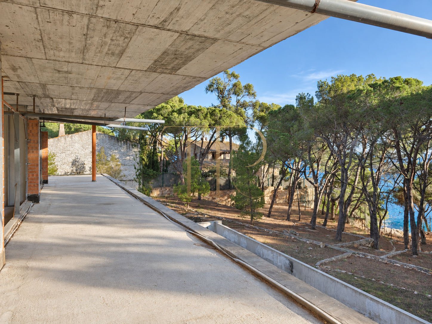 Seafront plot with a villa under construction in Platja d’Aro