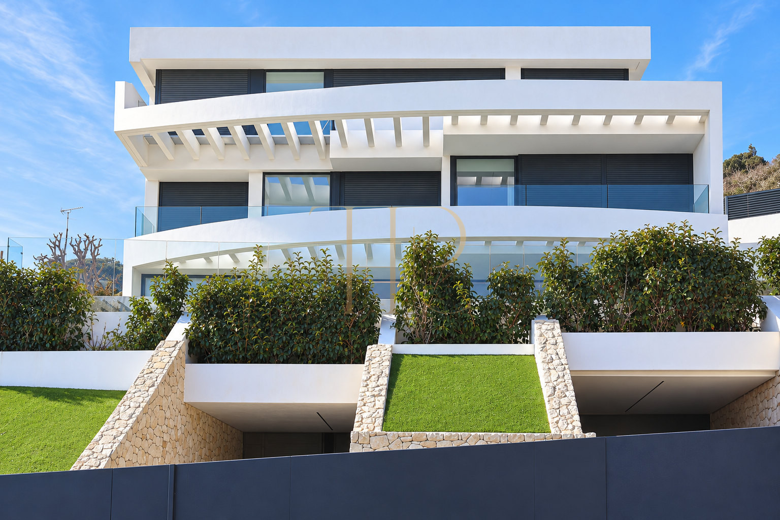 Let villa with pool in Finestrelles