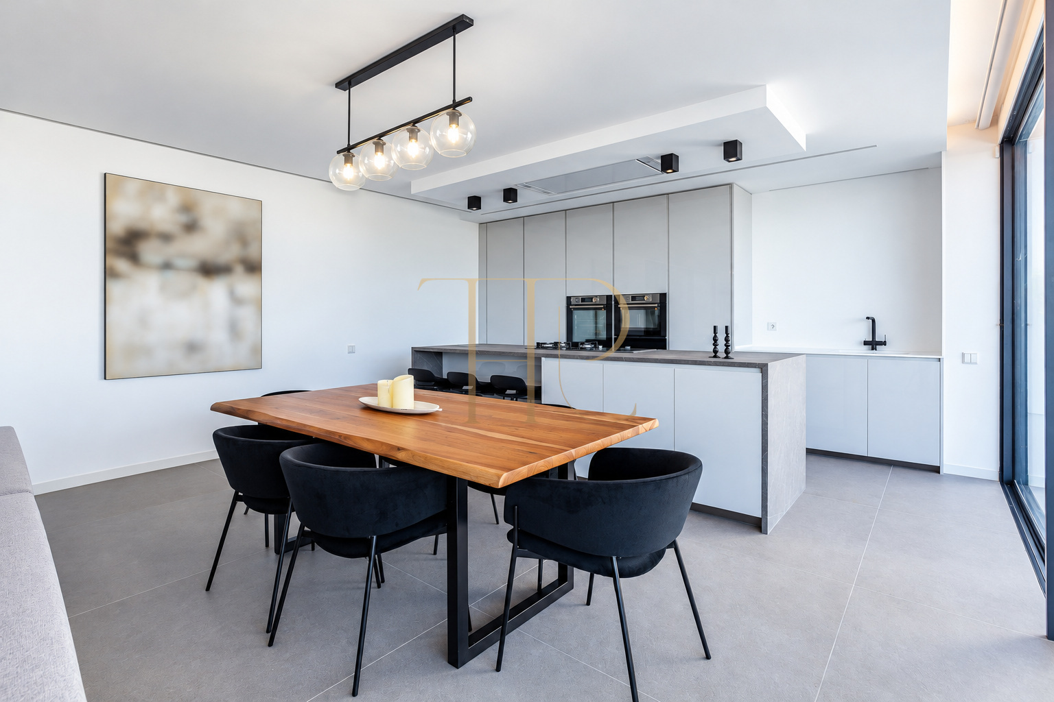 Let villa with pool in Finestrelles
