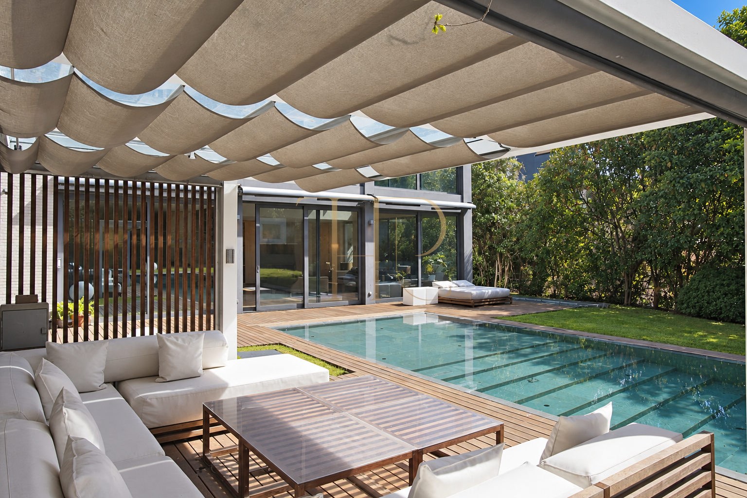 Furnished house with pool to rent in Sant Gervasi