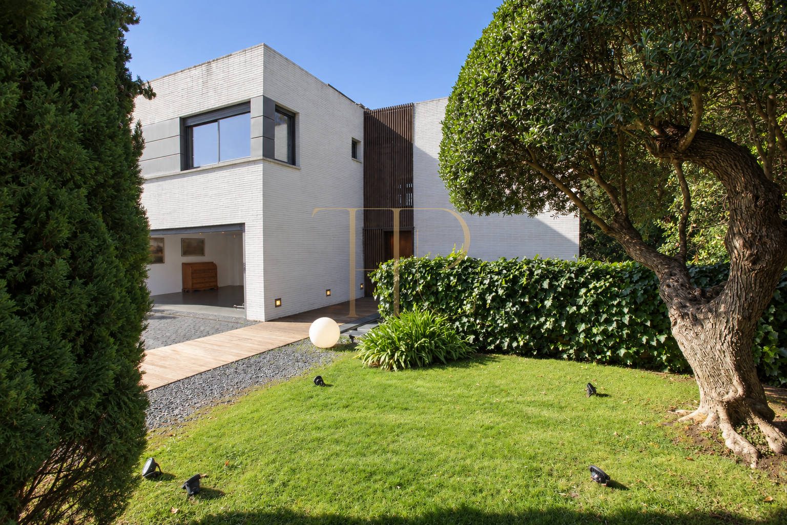 Furnished house with pool to rent in Sant Gervasi